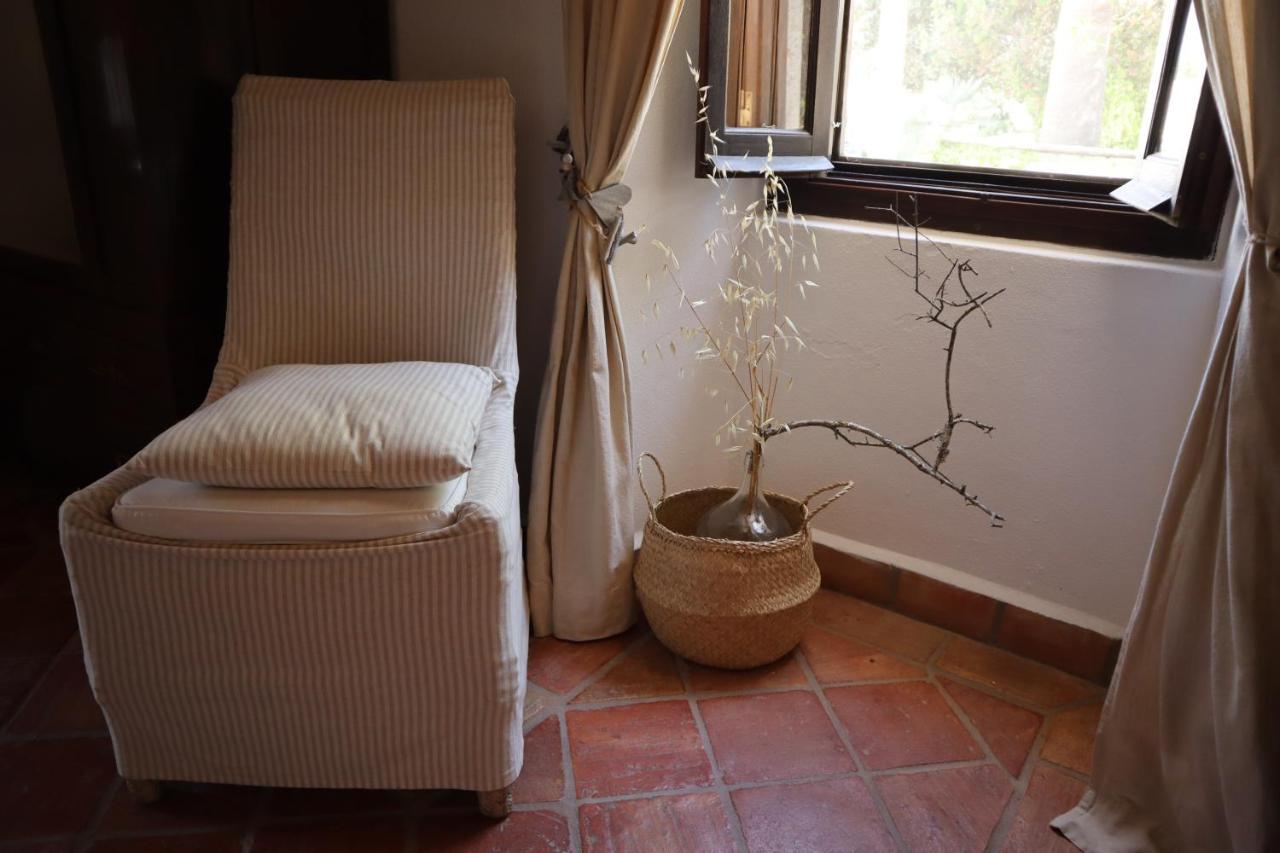 Os Agostos Bed & Breakfast Bagian luar foto