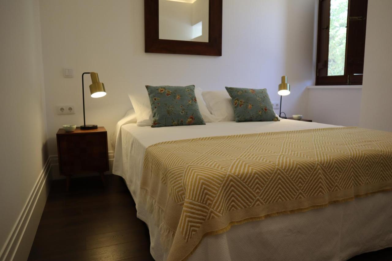 Os Agostos Bed & Breakfast Bagian luar foto