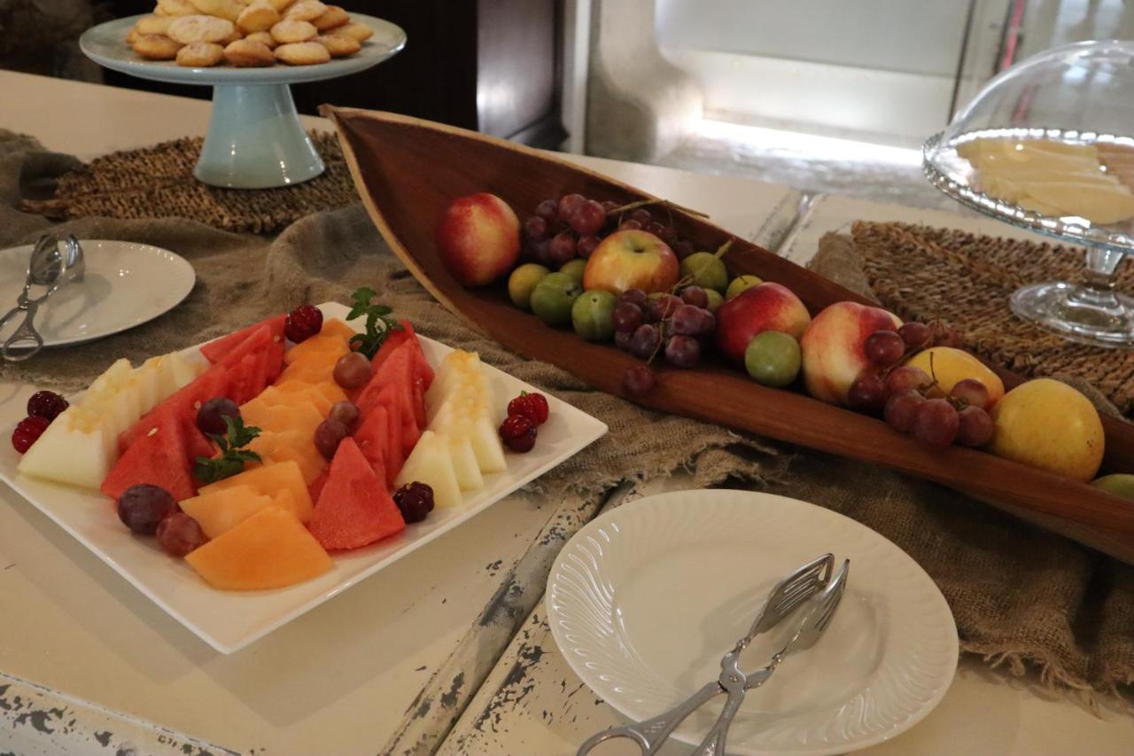 Os Agostos Bed & Breakfast Bagian luar foto